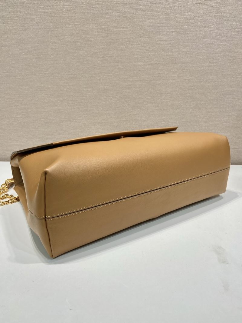 Pra*a top handle bags